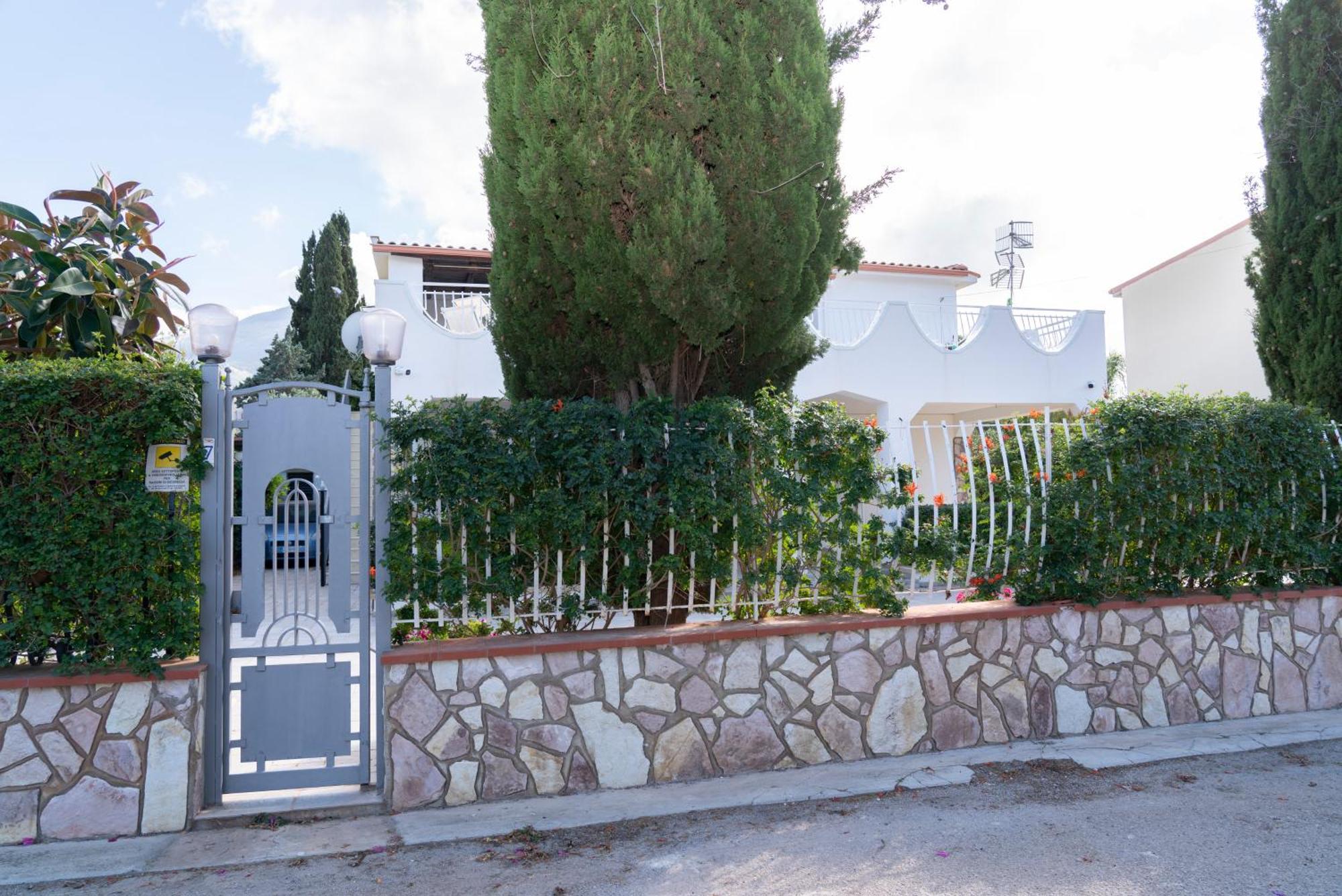 Villa Claudia E Simone คารินิ ห้อง รูปภาพ